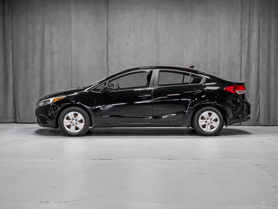 Kia Forte LX MANUEL 2017-3