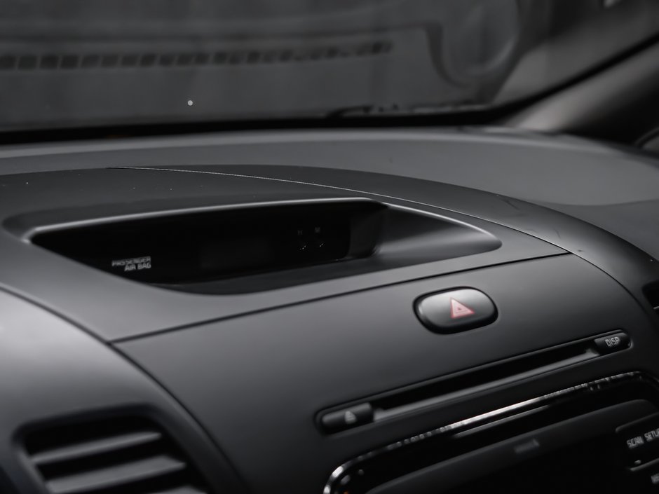 Kia Forte LX MANUEL 2017-11