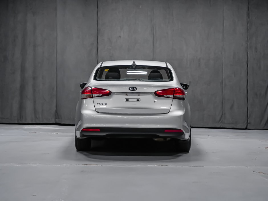 Kia Forte LX MANUEL 2018-4