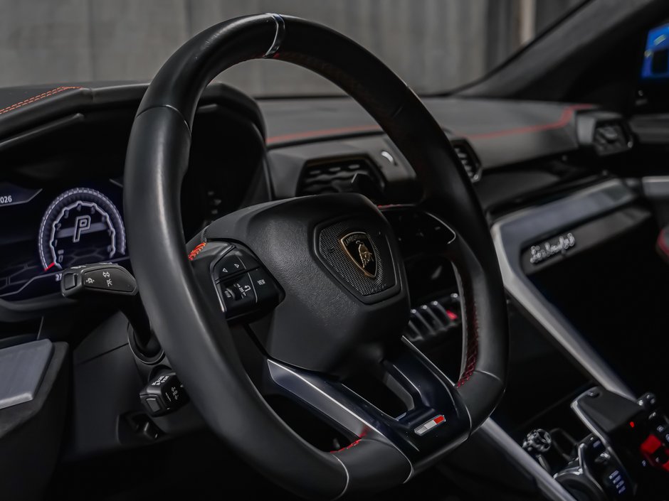 Lamborghini Urus  2020-22