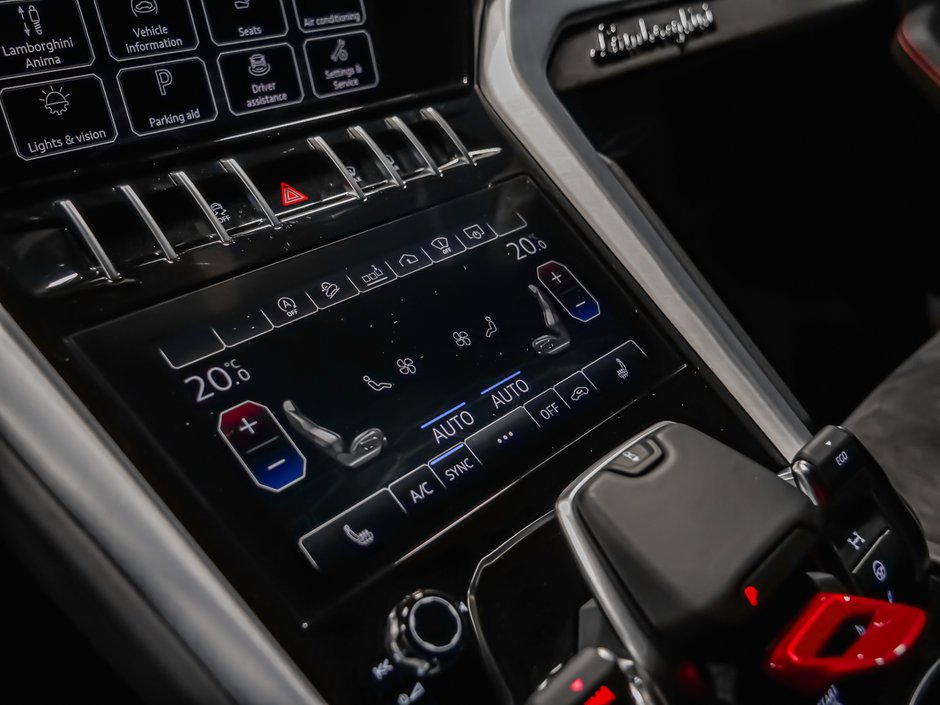 Lamborghini Urus  2020-37