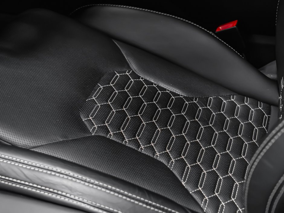 Lamborghini Urus  2022-22