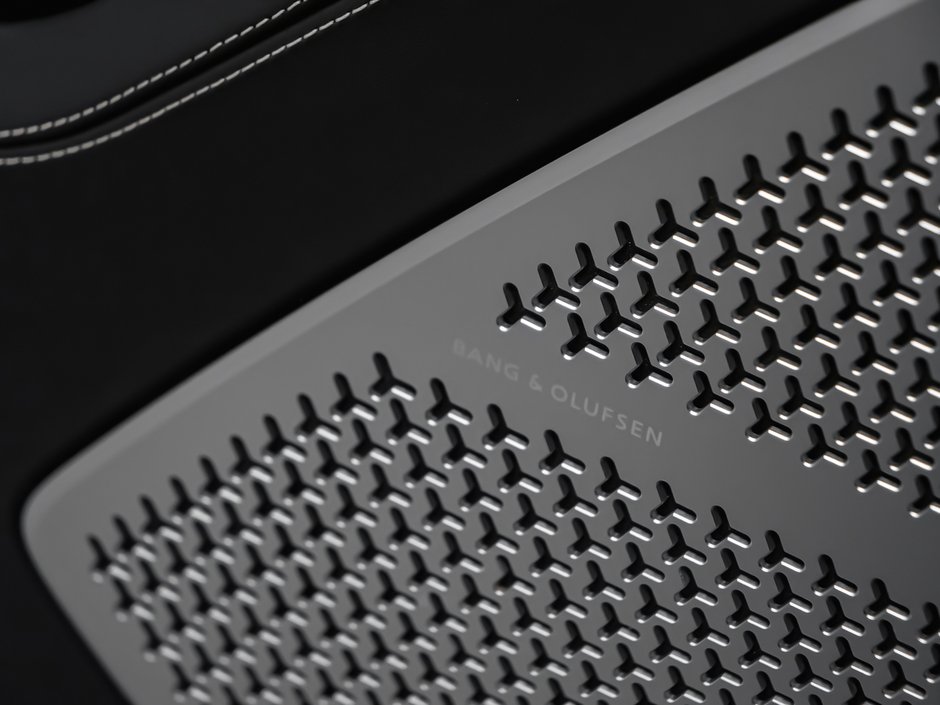 Lamborghini Urus  2022-10