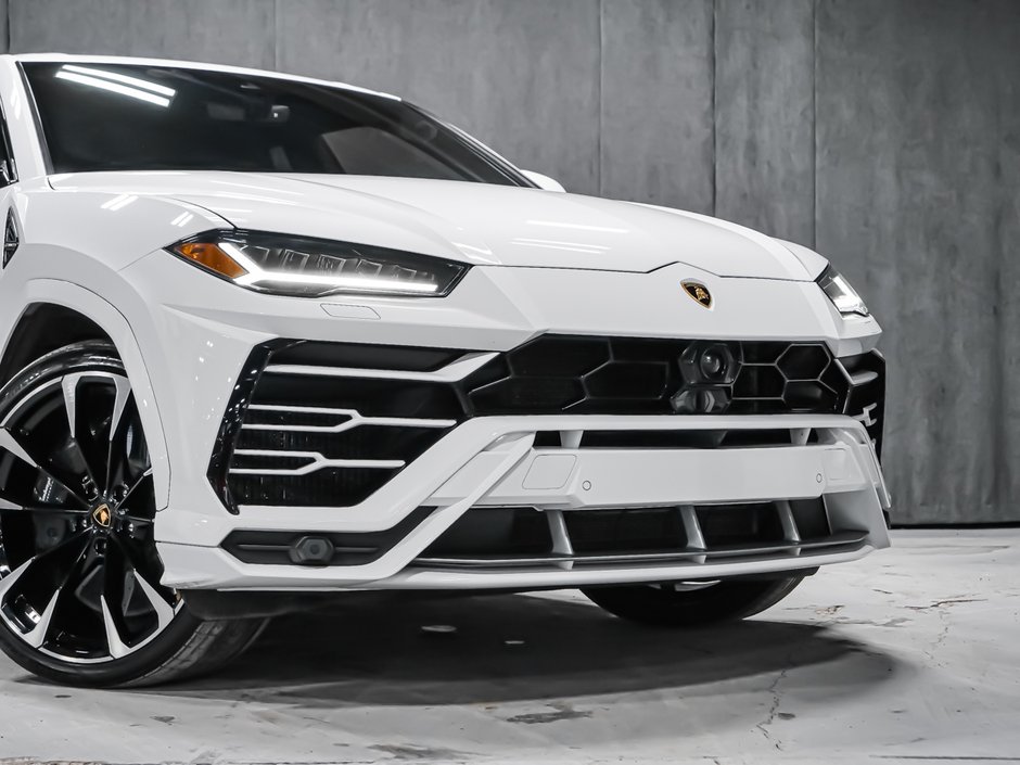 Lamborghini Urus  2022-18
