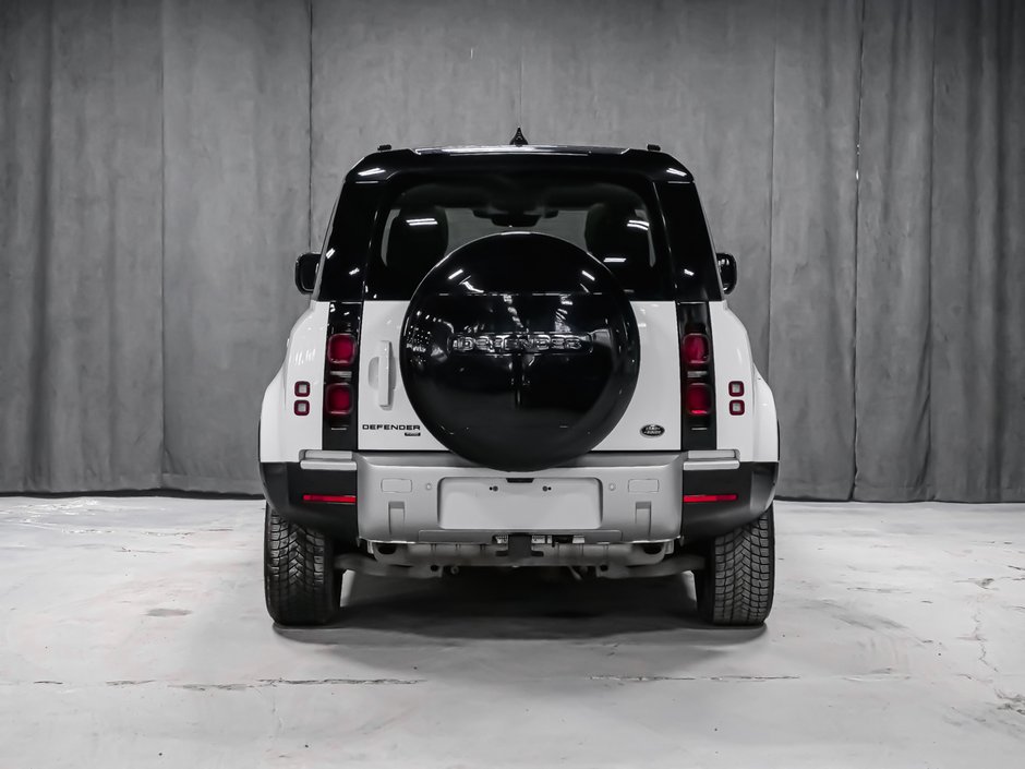 Land Rover Defender SE, 3D CAMERA, PIVI PRO, DEL LIGHT, 8 SPEED 2023-5