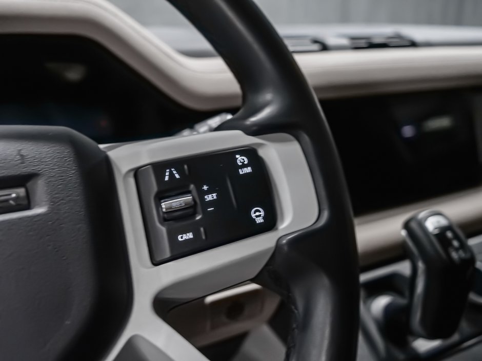 Land Rover Defender SE, 3D CAMERA, PIVI PRO, DEL LIGHT, 8 SPEED 2023-19