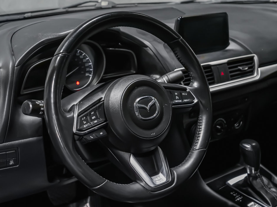2018 Mazda 3 GS-8