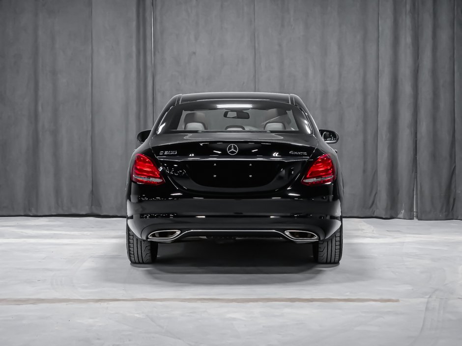 Mercedes-Benz C-Class 2.0L C 300 2018-4