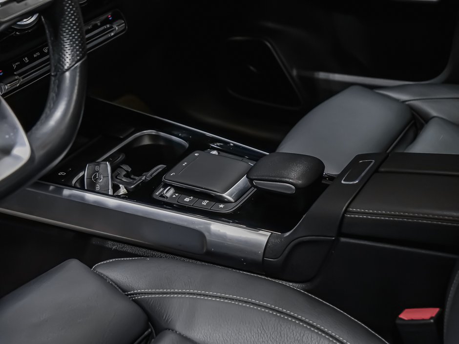 Mercedes-Benz EQB 350 2023-7