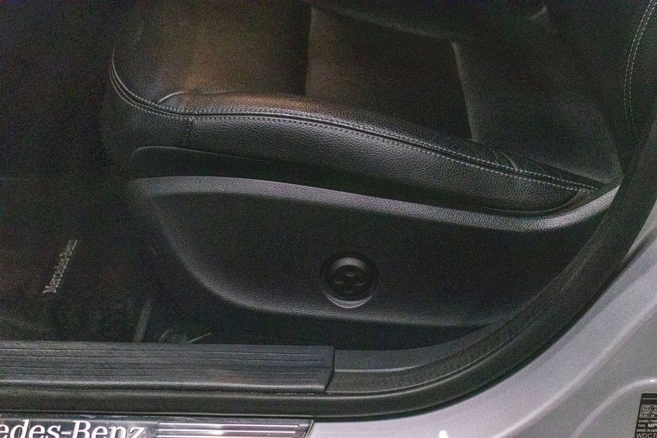 Mercedes-Benz GLA-Class GLA 250 2015-19