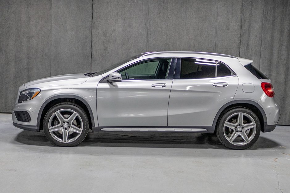 Mercedes-Benz GLA-Class GLA 250 2015-3