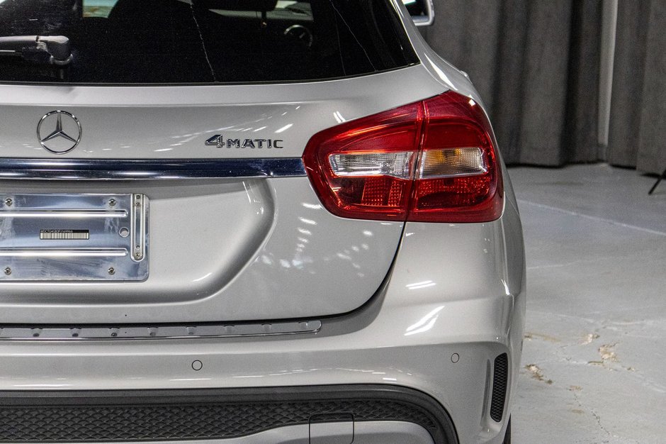 Mercedes-Benz GLA-Class GLA 250 2015-25