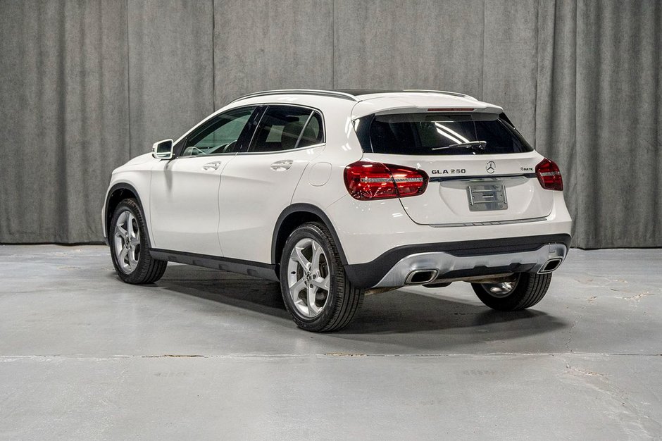 Mercedes-Benz GLA 250 2019-3
