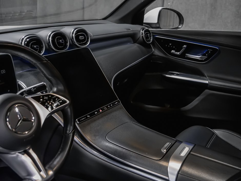 Mercedes-Benz GLC 300 4MATIC 2024-17