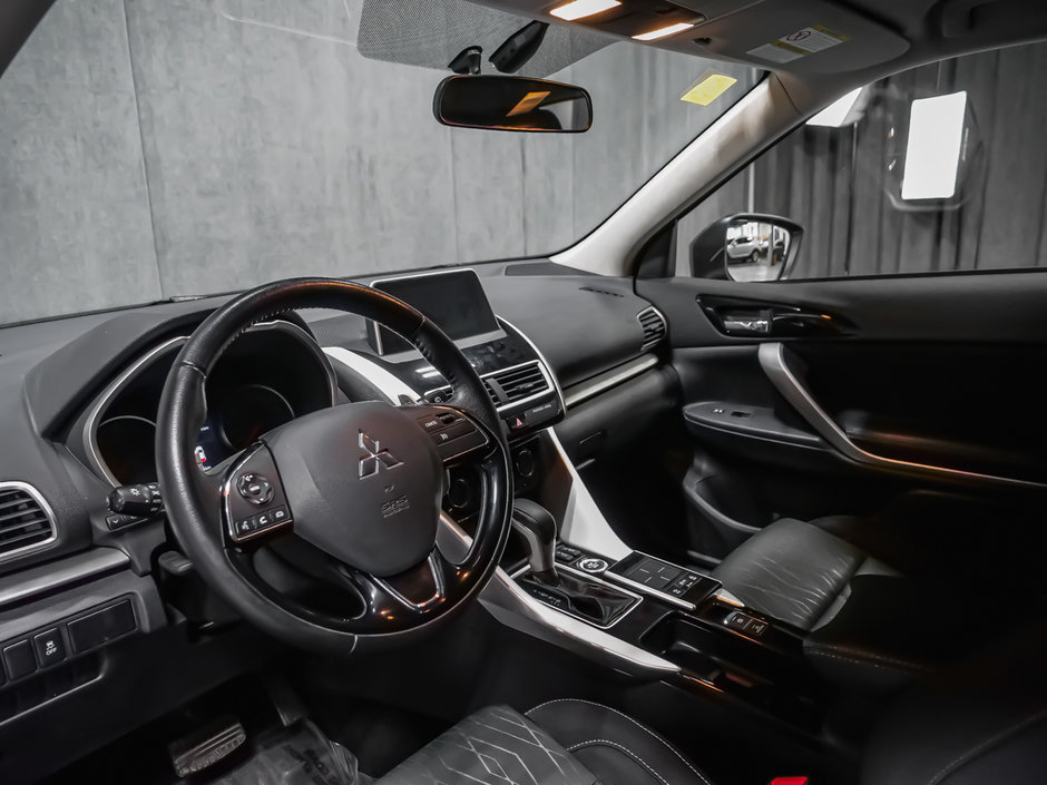 Mitsubishi ECLIPSE CROSS  2019-6