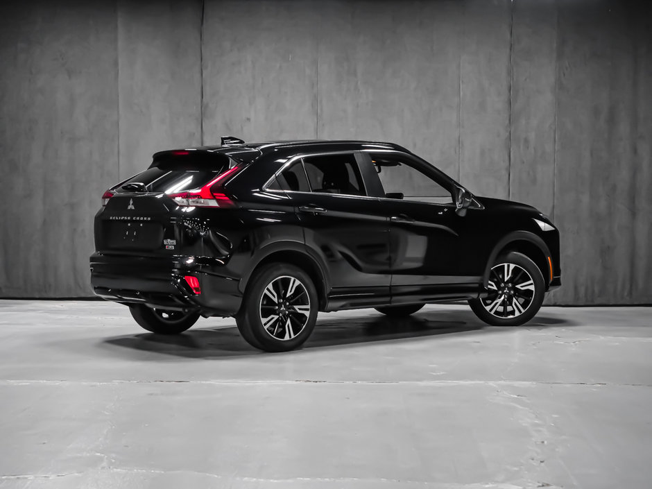 2023 Mitsubishi ECLIPSE CROSS-2