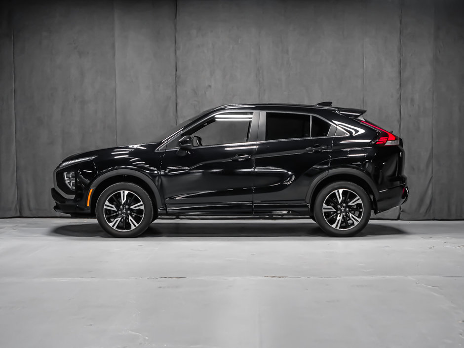 2023 Mitsubishi ECLIPSE CROSS-4