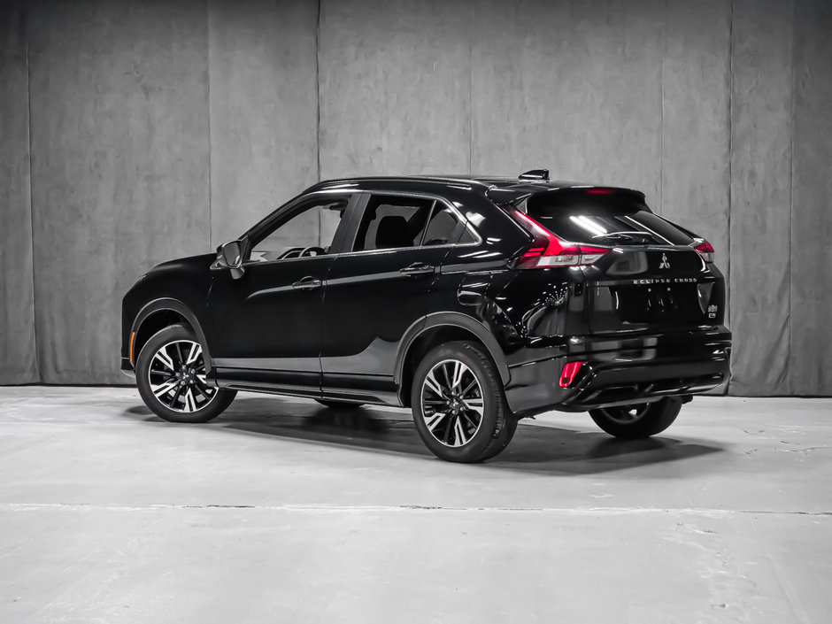 2023 Mitsubishi ECLIPSE CROSS-3