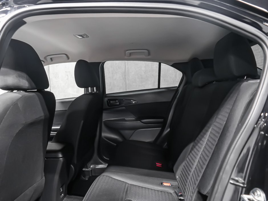 2024 Mitsubishi ECLIPSE CROSS ES-11