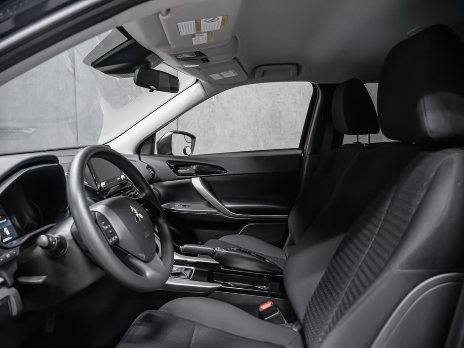 2024 Mitsubishi ECLIPSE CROSS ES-10