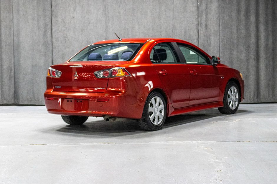 Mitsubishi Lancer ES 2017-6