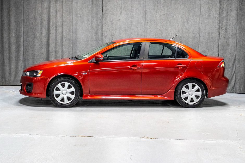 Mitsubishi Lancer ES 2017-3
