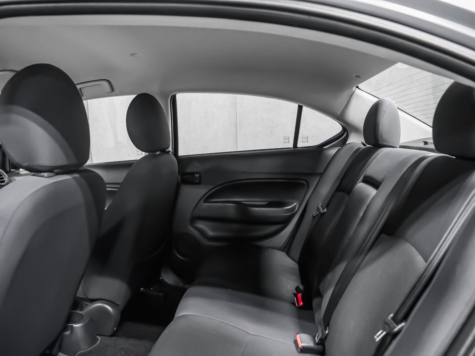 Mitsubishi MIRAGE G4 ES 2017-13