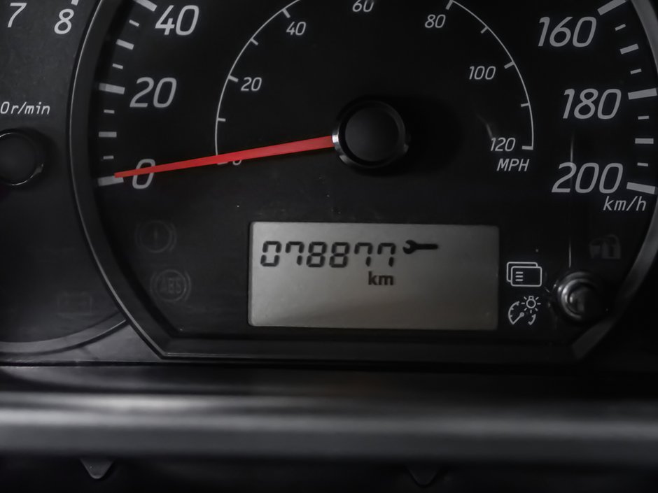 Mitsubishi Mirage ES 2018-9