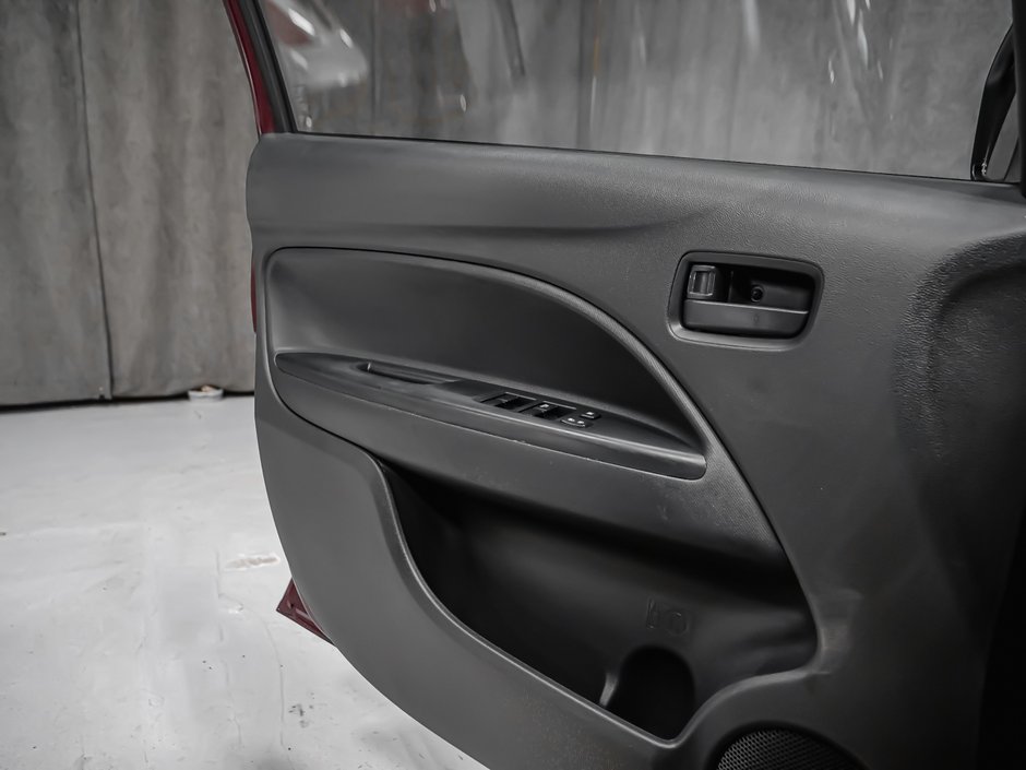 2024 Mitsubishi Mirage ES-10