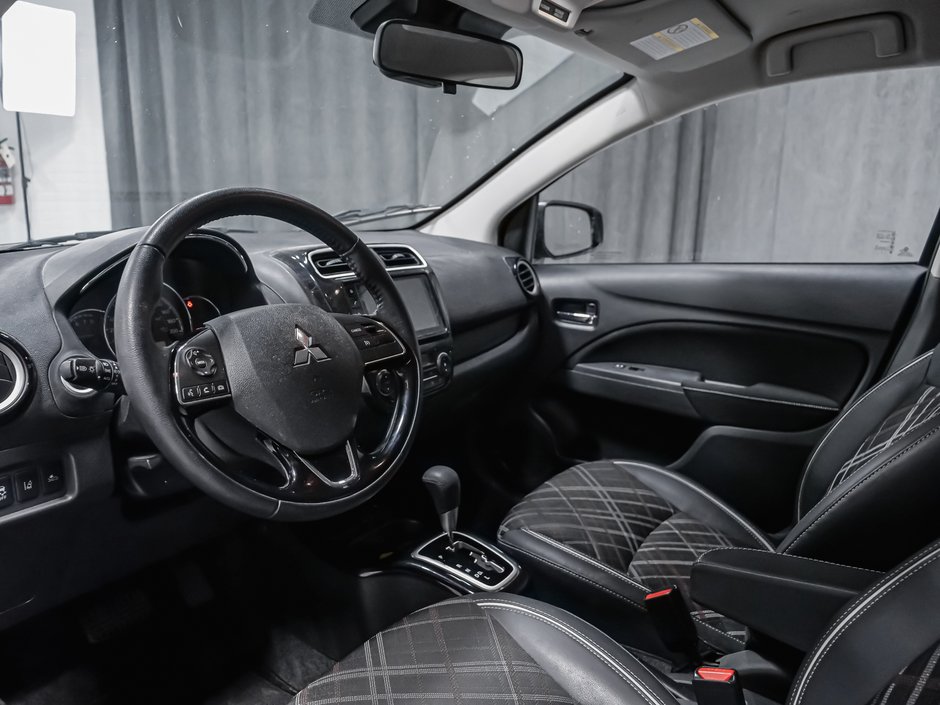 Mitsubishi Mirage  2024-1