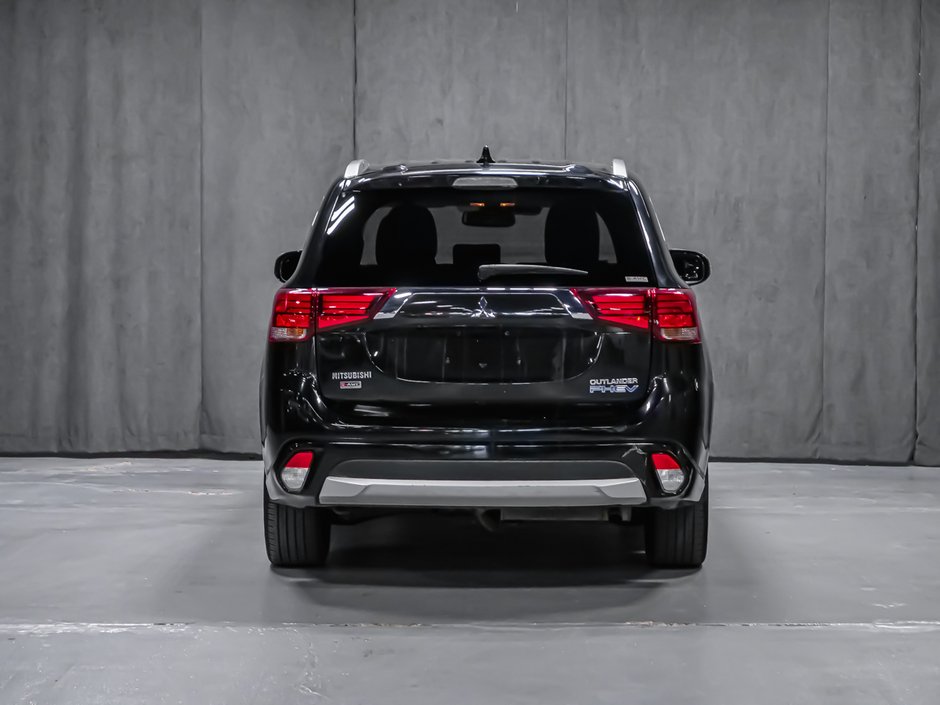 2018 Mitsubishi OUTLANDER PHEV GT-5