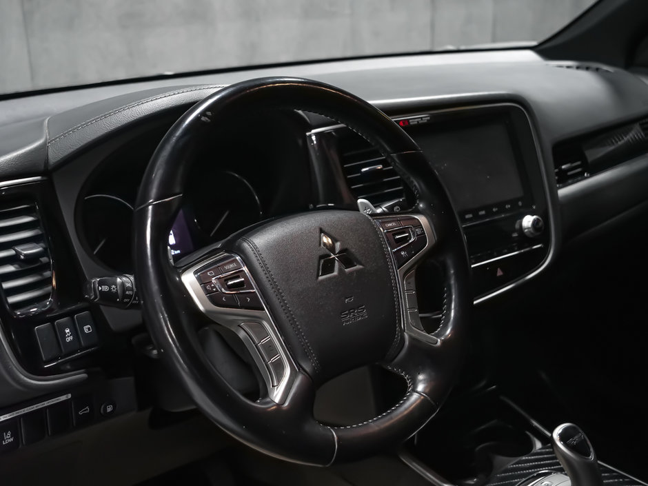 2020 Mitsubishi OUTLANDER PHEV GT-12