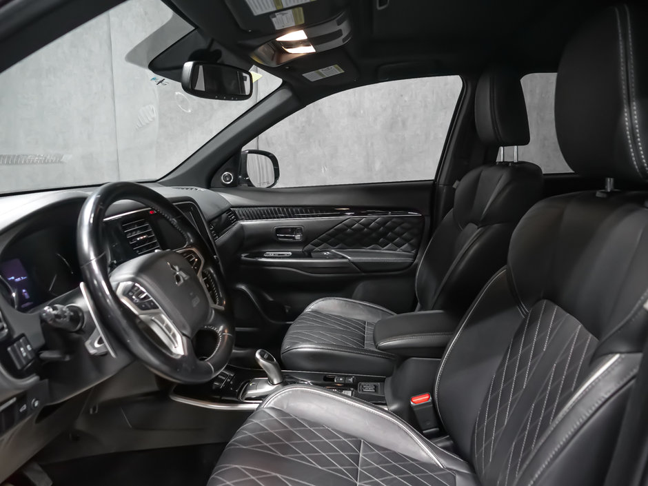 2020 Mitsubishi OUTLANDER PHEV GT-15