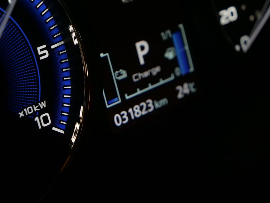 2021 Mitsubishi OUTLANDER PHEV SEL-8