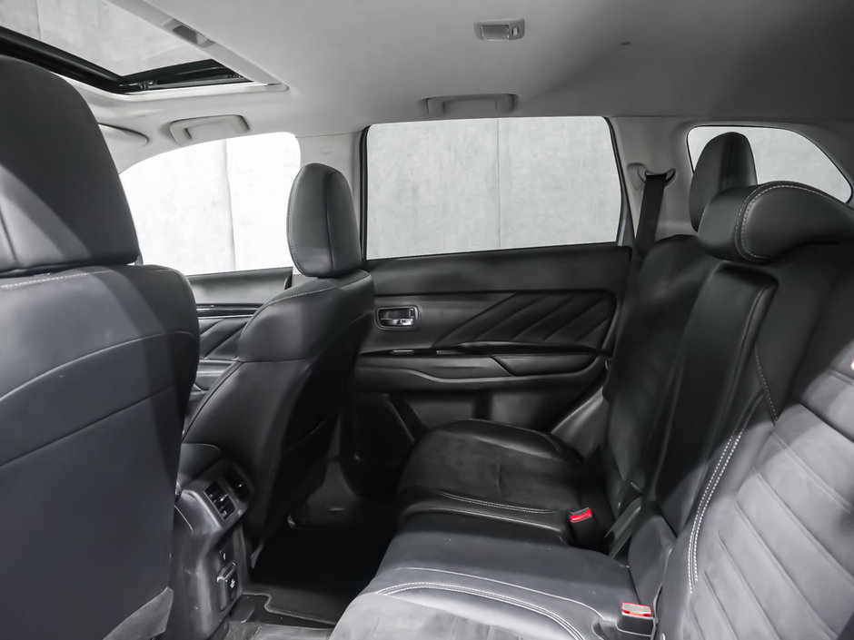 Mitsubishi OUTLANDER PHEV GT 2022-12