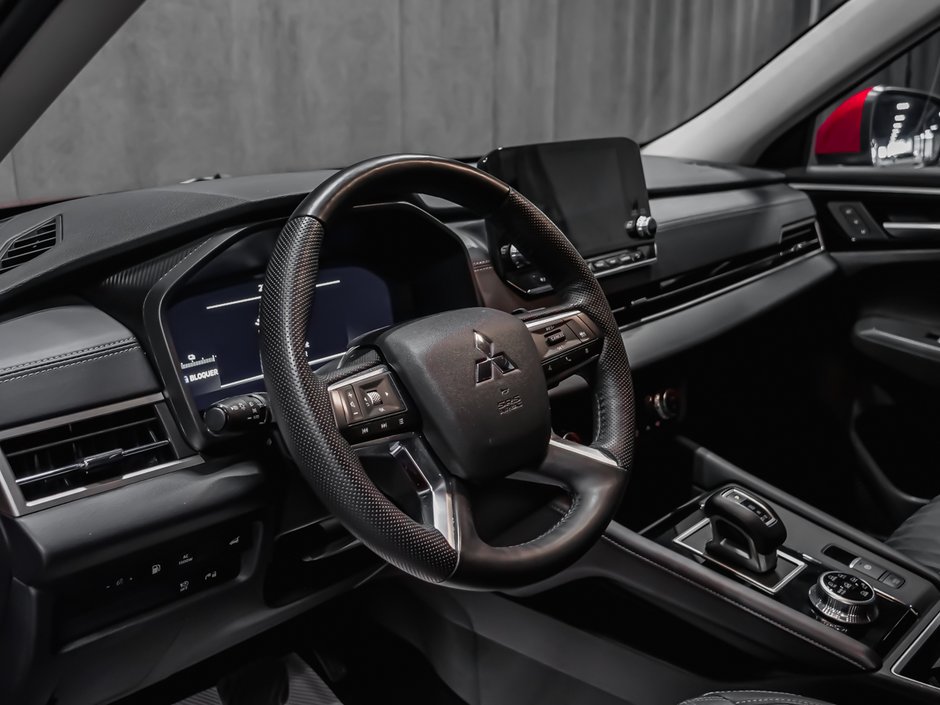 2023 Mitsubishi OUTLANDER PHEV-9