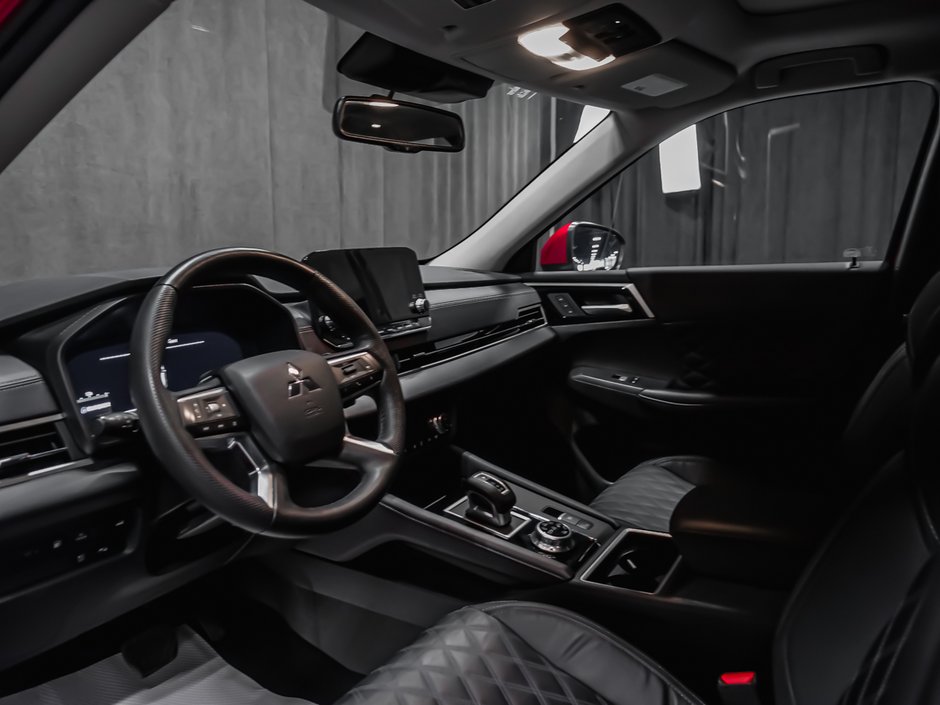 2023 Mitsubishi OUTLANDER PHEV-7