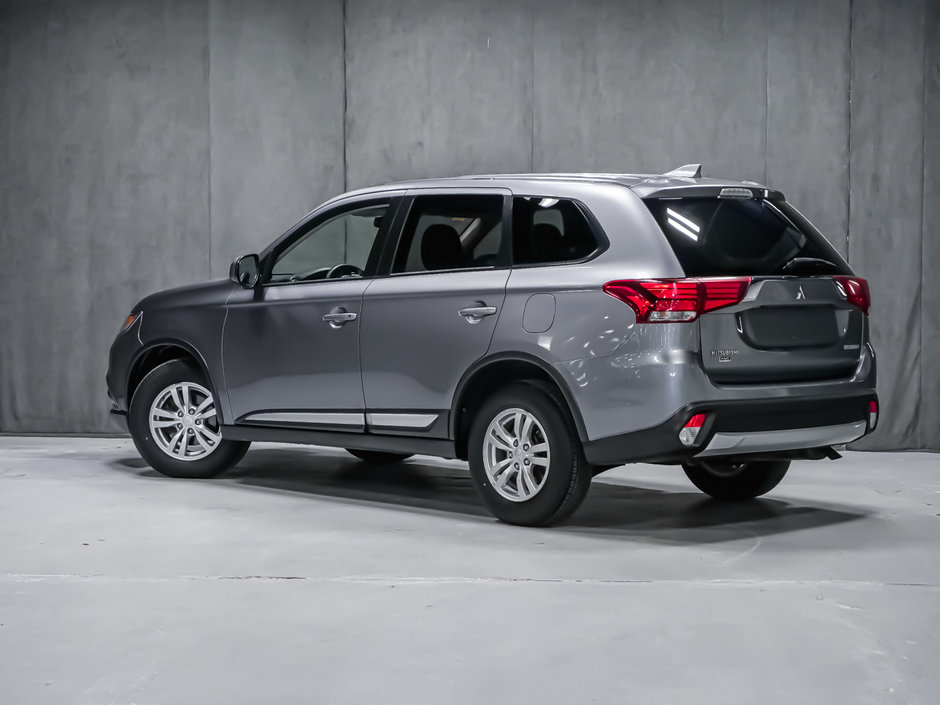 2018 Mitsubishi Outlander ES-3
