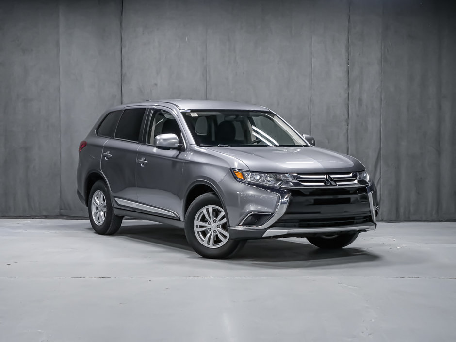 2018 Mitsubishi Outlander ES-1
