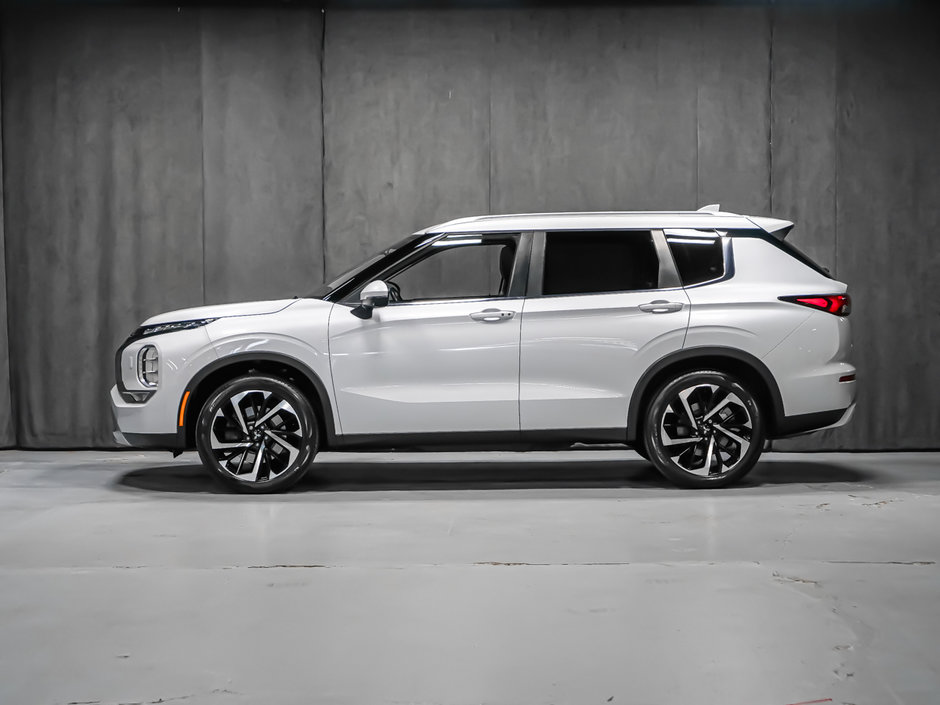 Mitsubishi Outlander SEL 2022-4