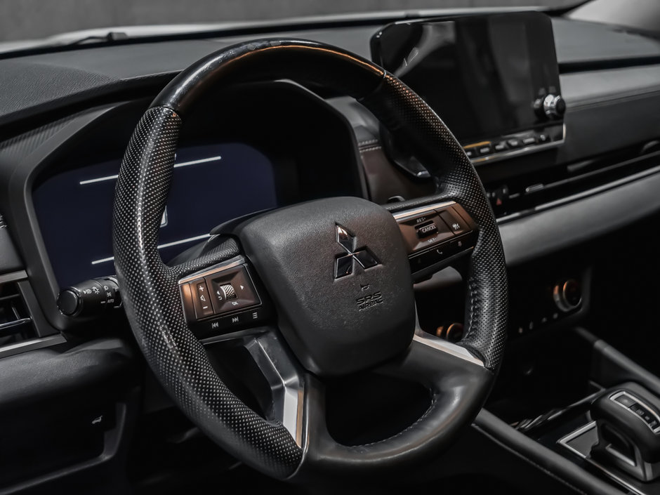 Mitsubishi Outlander SEL 2022-8