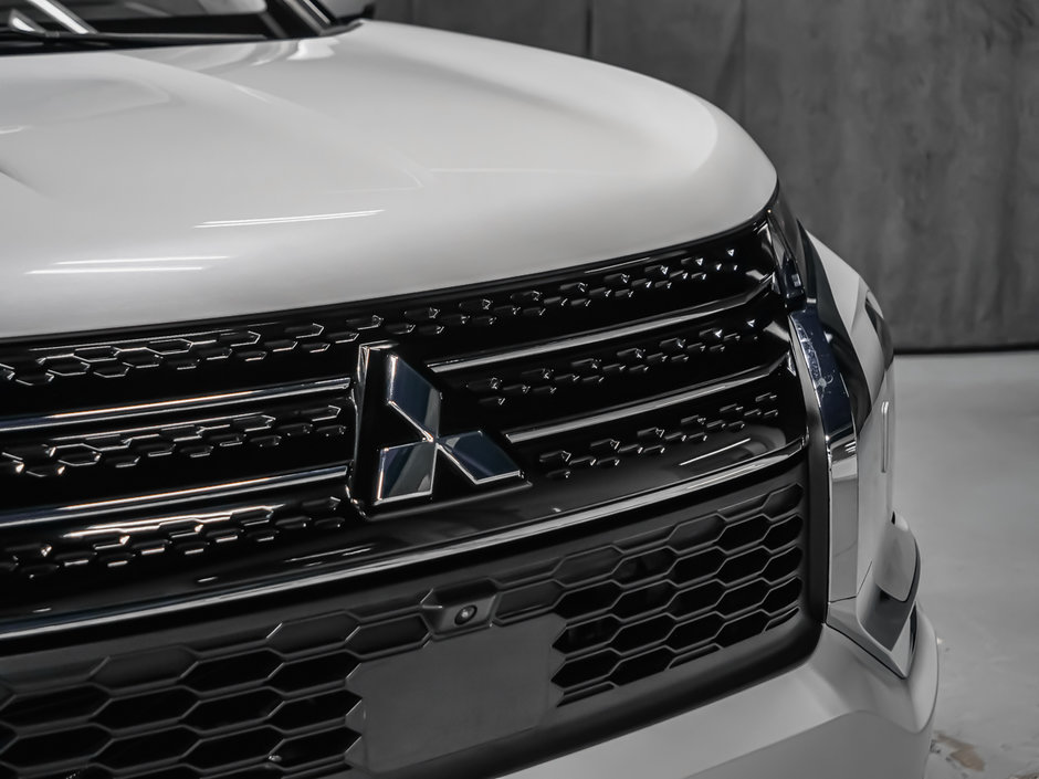 Mitsubishi Outlander SEL 2022-11