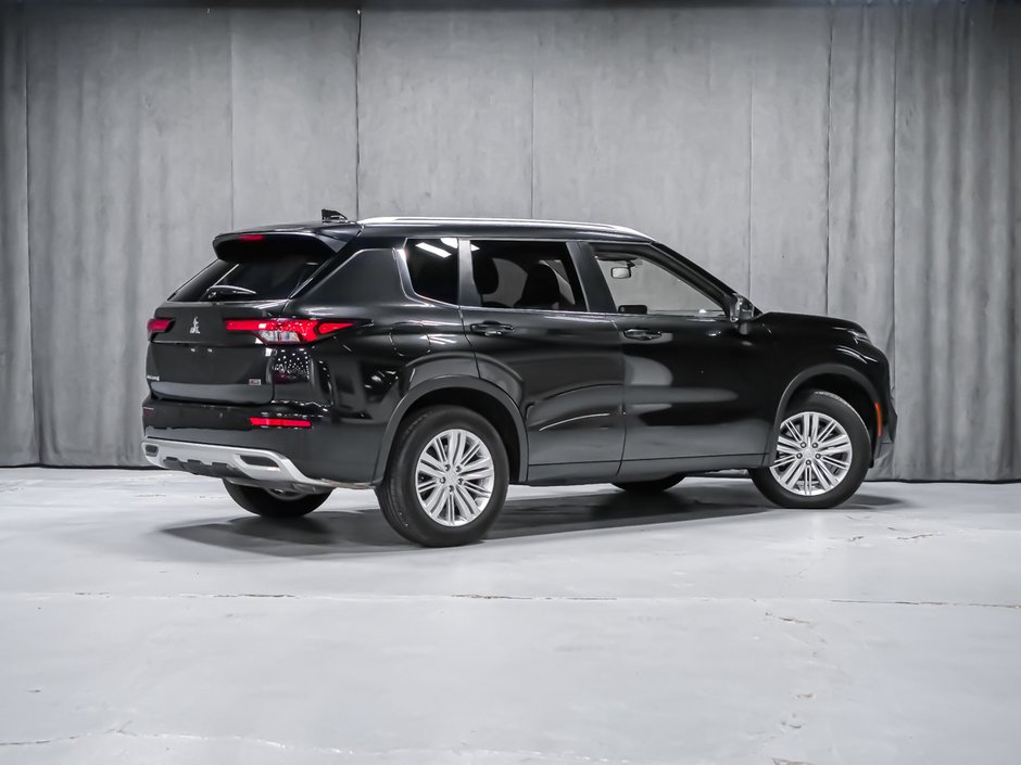 Mitsubishi Outlander SE 2022-3