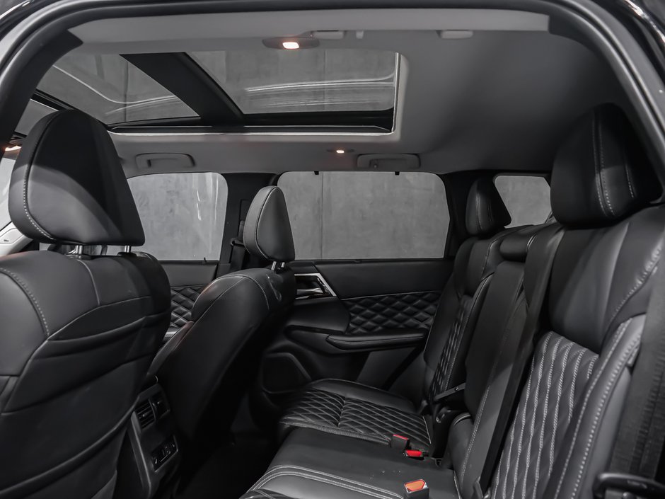 Mitsubishi Outlander GT 2022-12