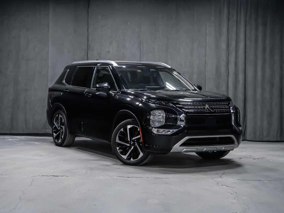 2022 Mitsubishi Outlander GT-8