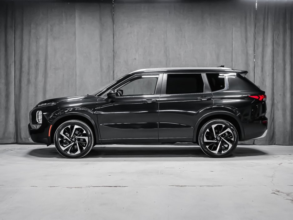 Mitsubishi Outlander SEL 2023-2