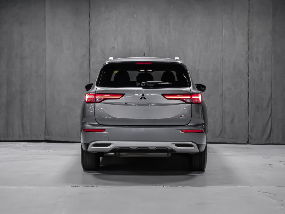 Mitsubishi Outlander SE 2024-5