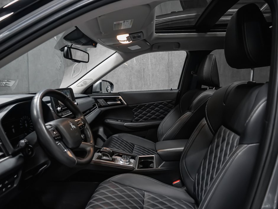 2024 Mitsubishi Outlander GT-9