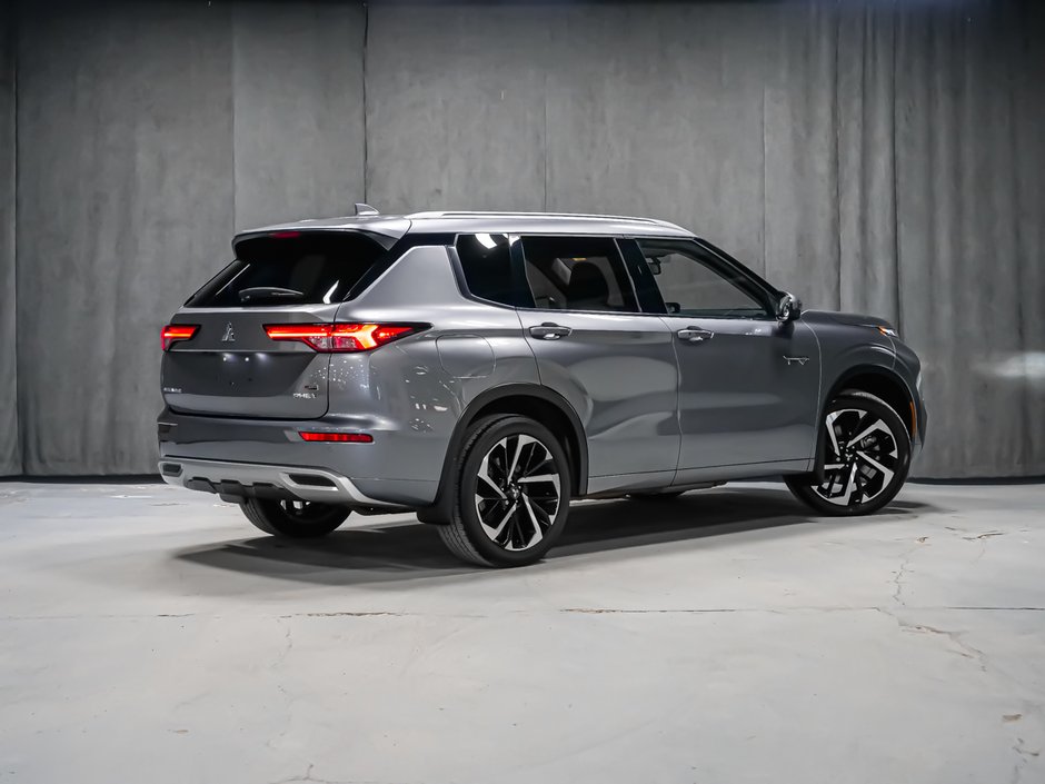 2024 Mitsubishi Outlander GT-7