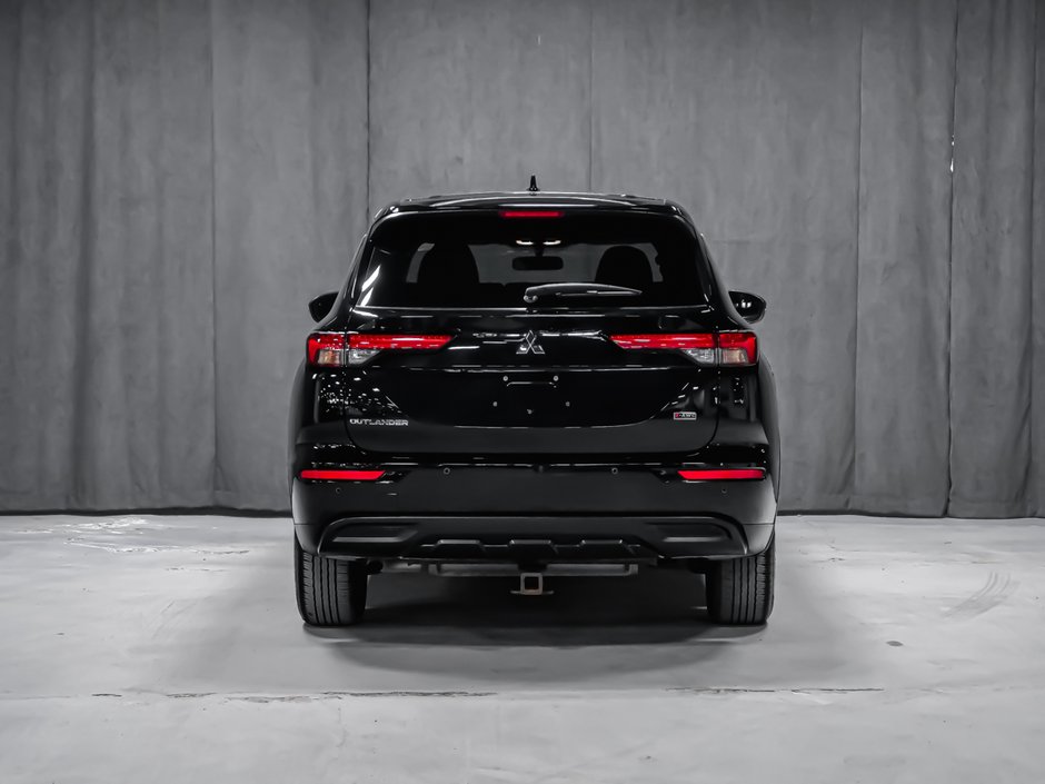 Mitsubishi Outlander ES 2024-3